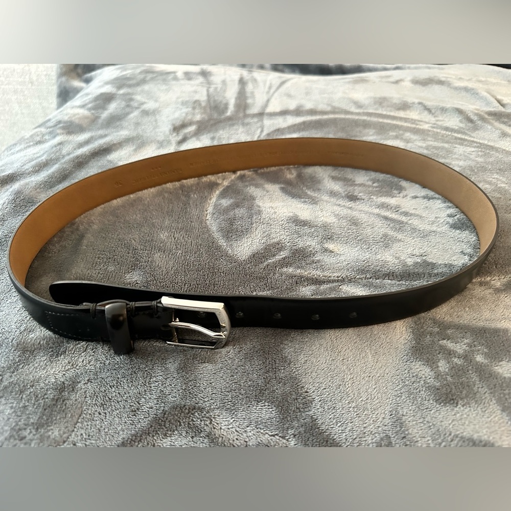 Banana Republic Men’s Basic Dress Belt